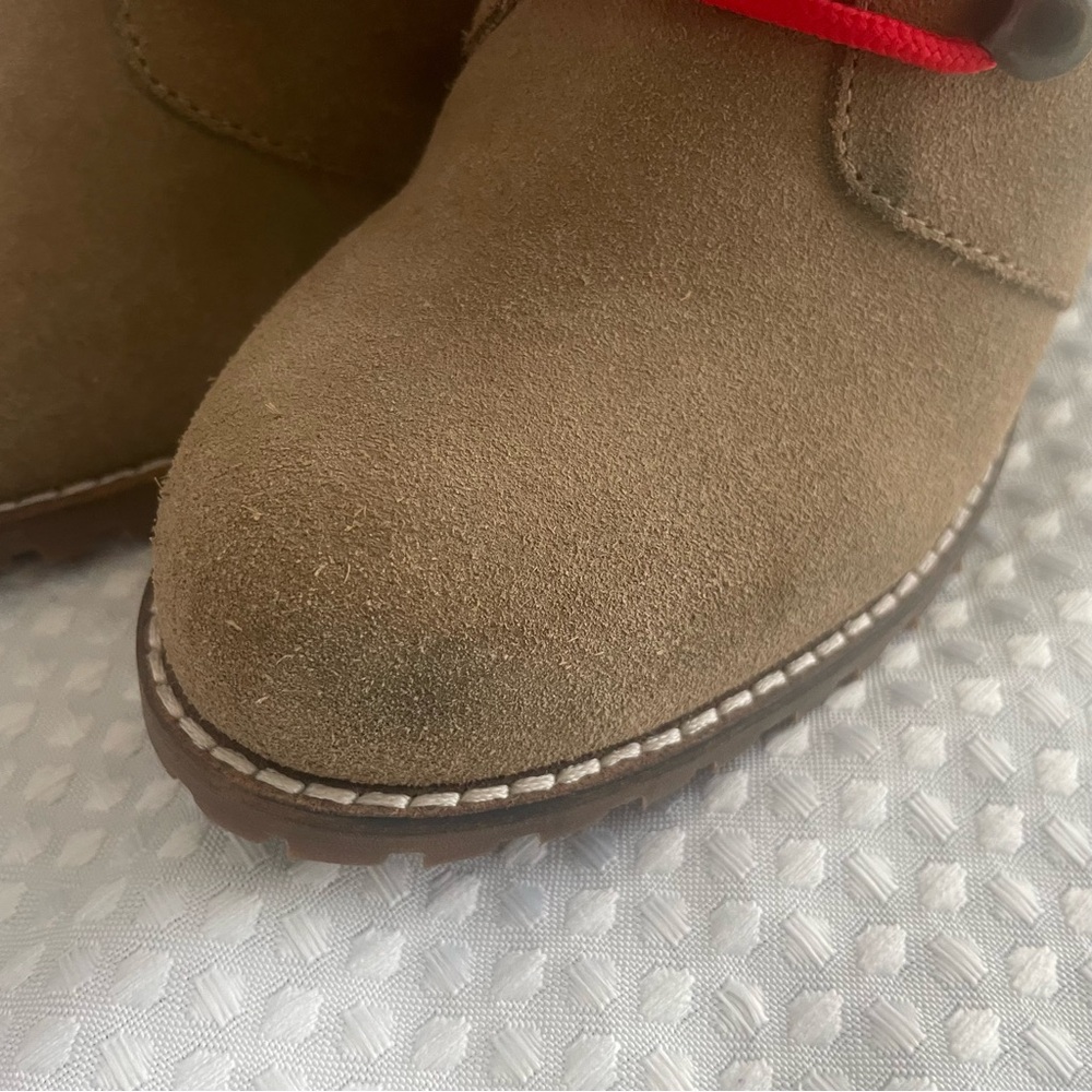 RENVY Hiking Boot Taupe Suede Nordic Style Timberlandish Women Sz 7M #594 - Picture 9 of 14